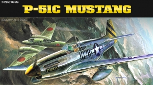 Academy 12441(1616) 1/72 P-51C Mustang "Late Version"
