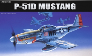 Academy 12485(2132) 1/72 P-51D Mustang